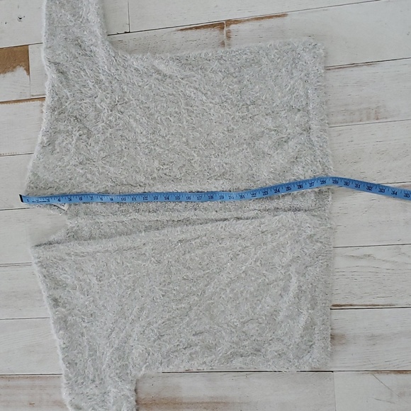 Molly Braken sweater - Picture 5 of 6